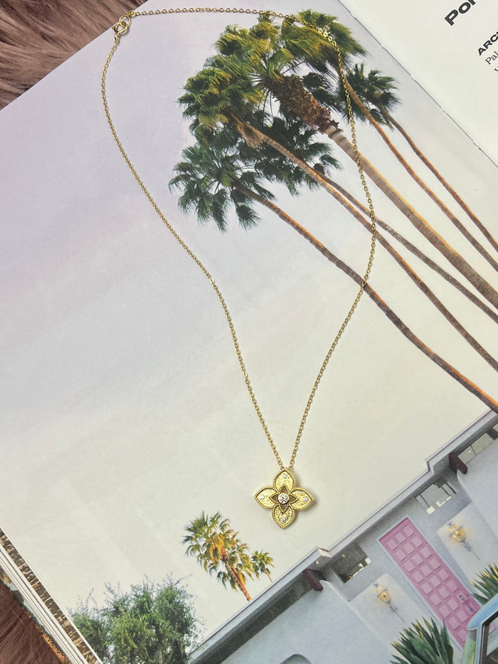 Bloom Clover Necklace