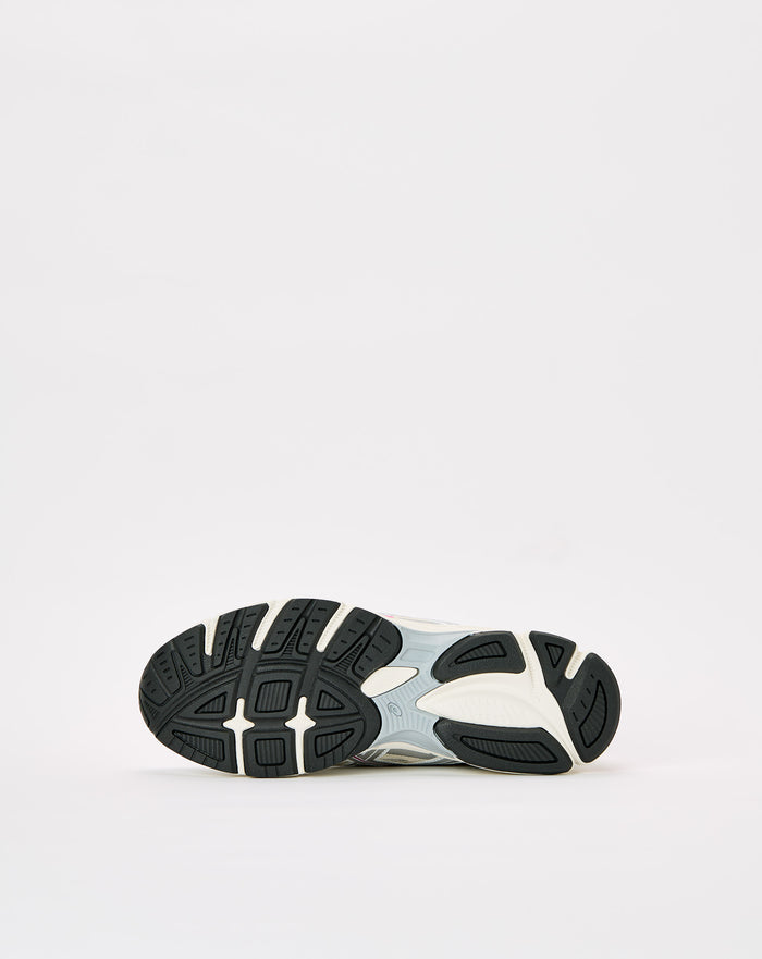 asics Gel-Stratus MC. Underground Footwear. Rule of Next Streetwear.