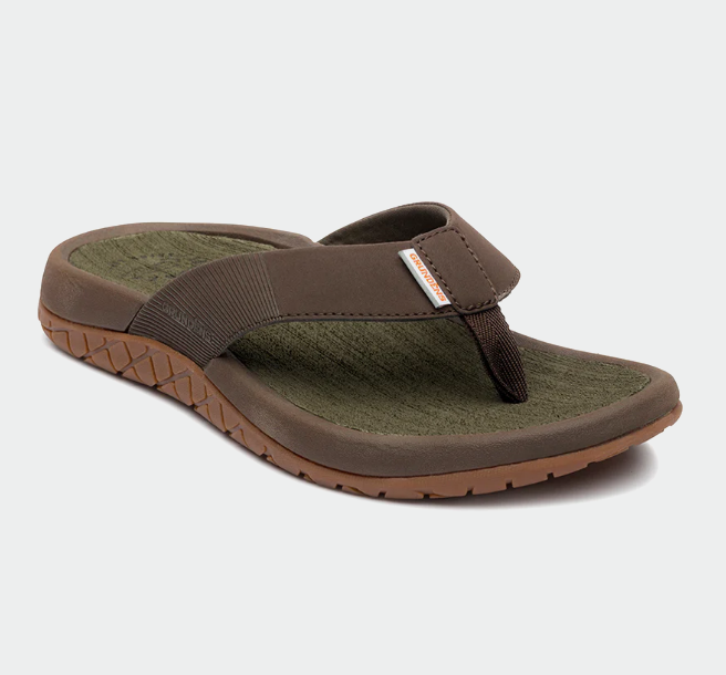 Dark Brown / 9