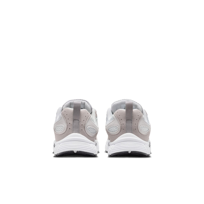 Kids sneakers heel view with pull tab and textured cushioning