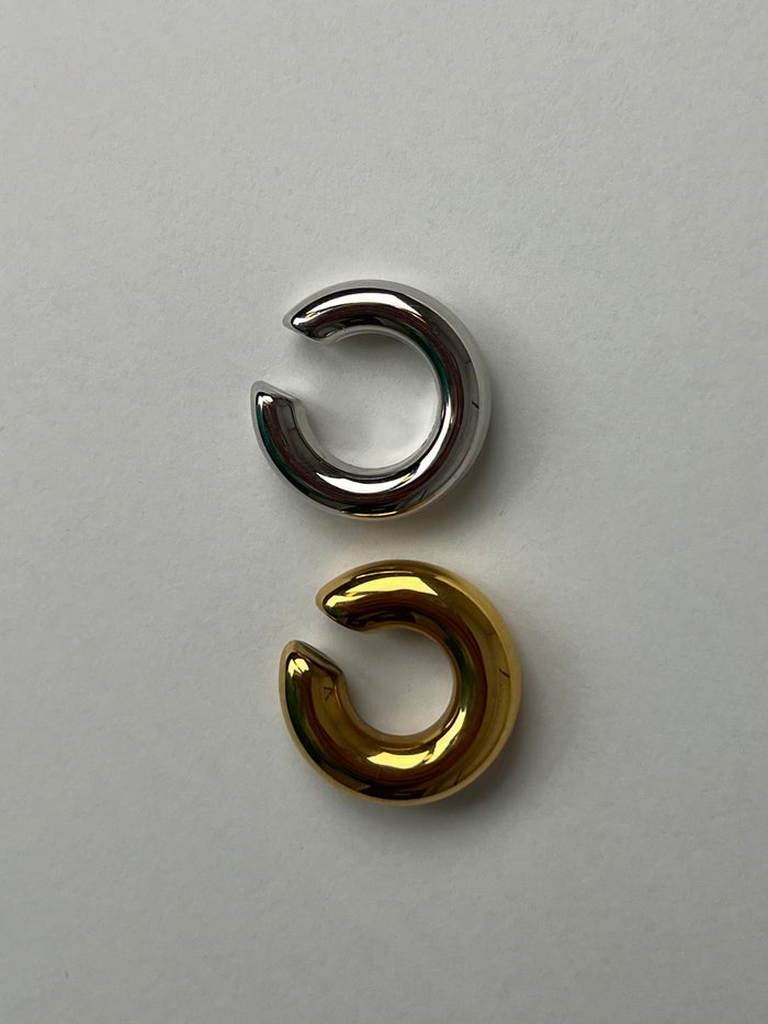 18K Gold-Plated Chunky Ear Cuff — Waterproof & Tarnish-Resistant