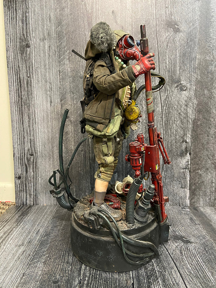 BHEAD THE HUNTER 1/6 SCALE FIGURE