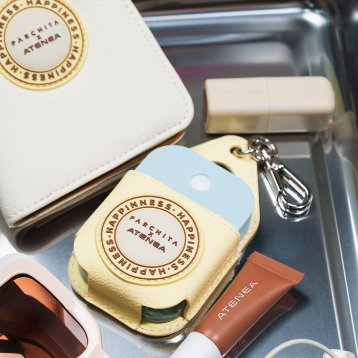 CASE + HAND SANITIZER