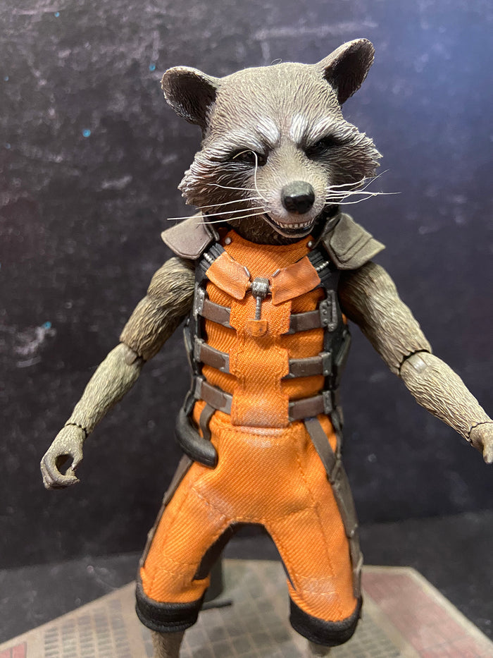 HOT TOYS ROCKET RACOON