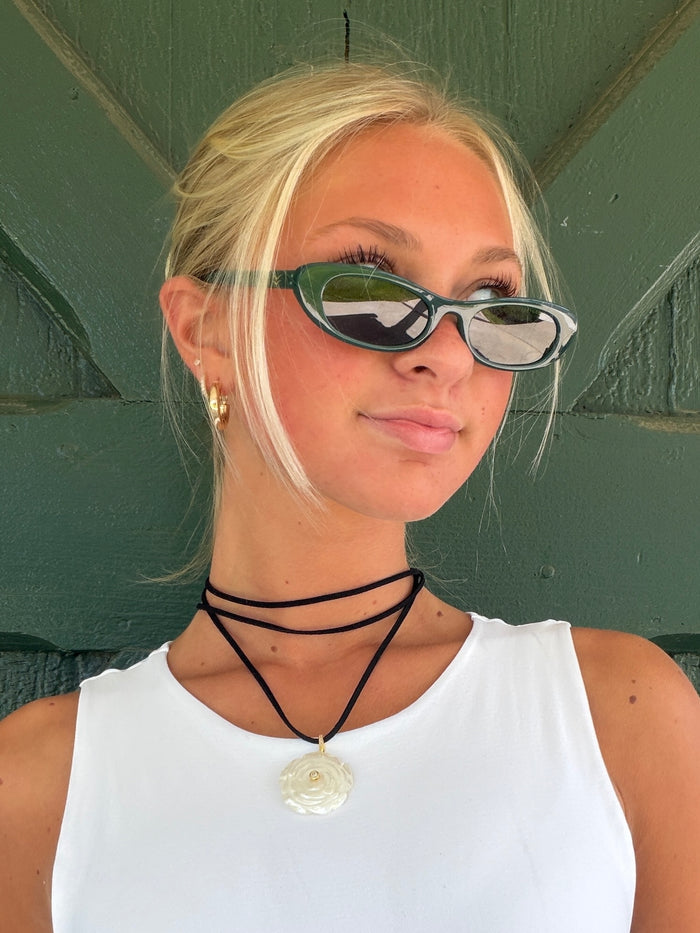 Ivory Bloom Carved White Flower Statement Wrap Necklace – Faux Mother of Pearl
