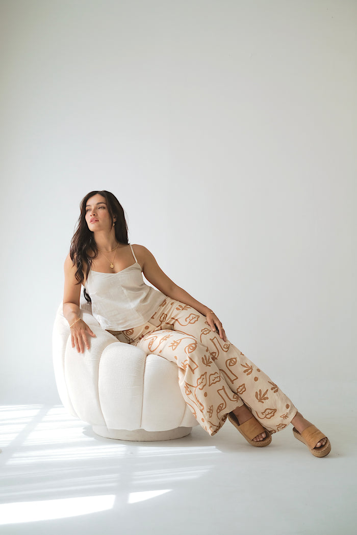 JENNY SINGLET - Macadamia