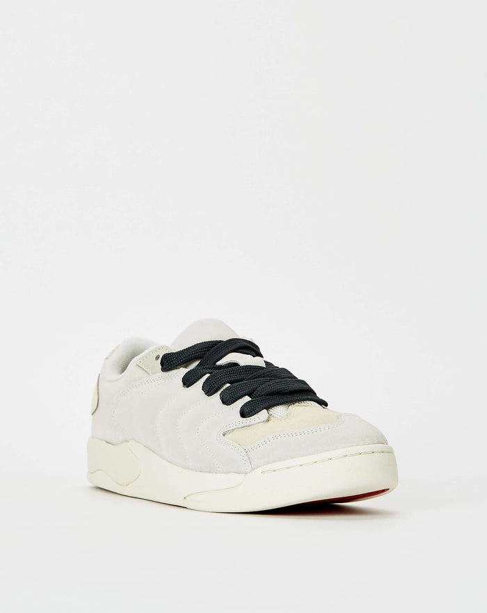 Air Jordan Jordan Los. Underground Footwear. Rule of Next Streetwear.