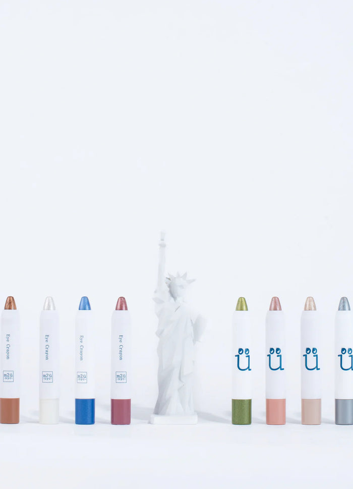 M2U NYC Eye Crayon قلم ظلال العيون