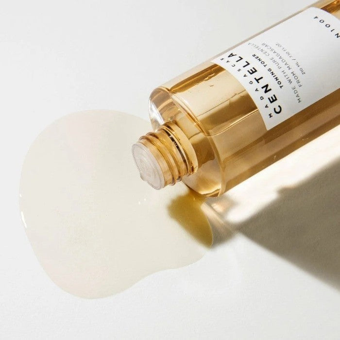 MADAGASCAR CENTELLA TONING TONER WITH CENTELLA ASIATICA - Toner Exfoliant Cu Extract De Centella Asiatica