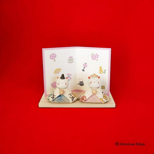 Miyoshi Shikki Honpo Compact Hinamatsuri Cat Dolls – Peach Color Ceramic Set