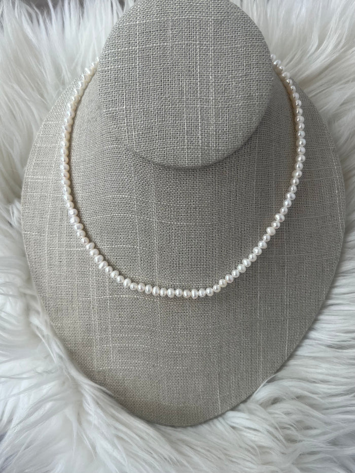 Pearl Choker