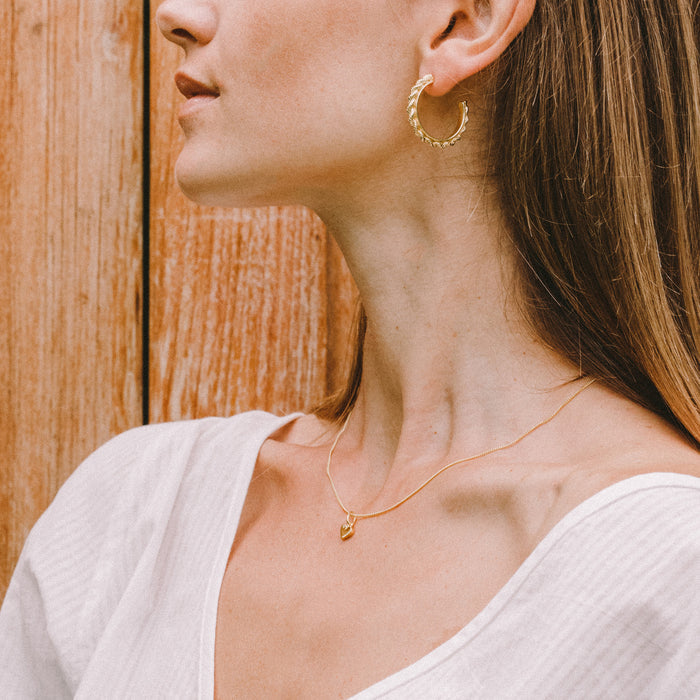 Luna & Rose Single Heart of Gold Necklace - (Gold)