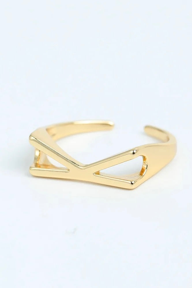 K / Gold