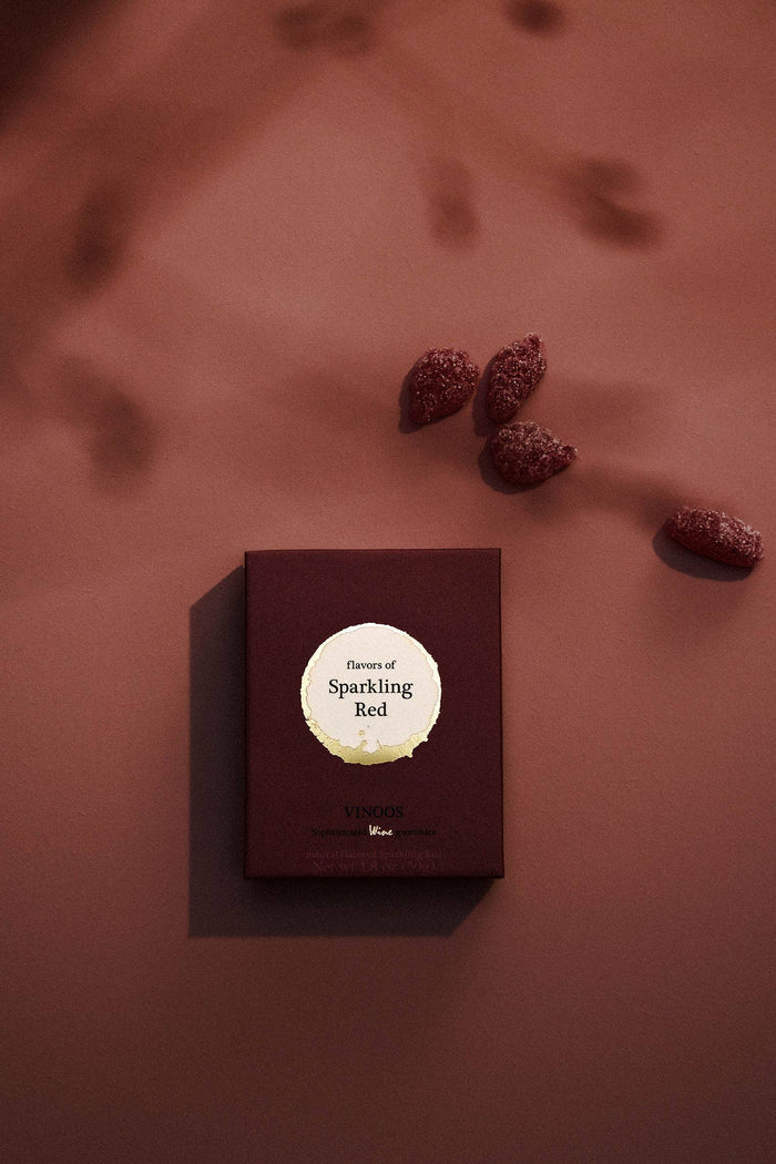 VINOOS Sparkling Red Delights in a single gift box, showcasing vibrant, vegan-friendly sparkling red treats for celebrations.