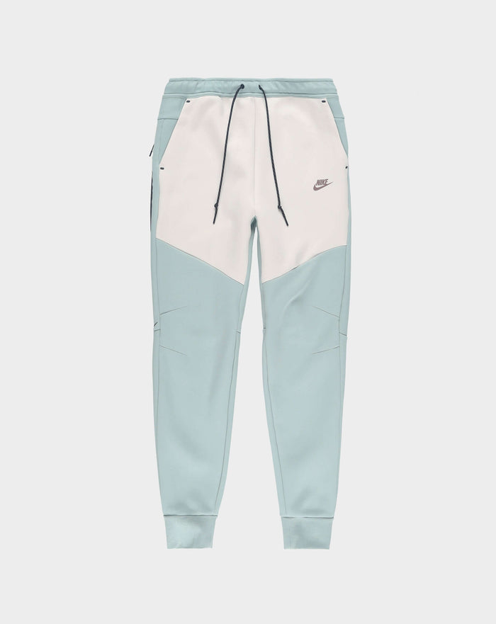 Nike Tech Fleece Jogger. Underground Apparel. Rule of Next Streetwear.