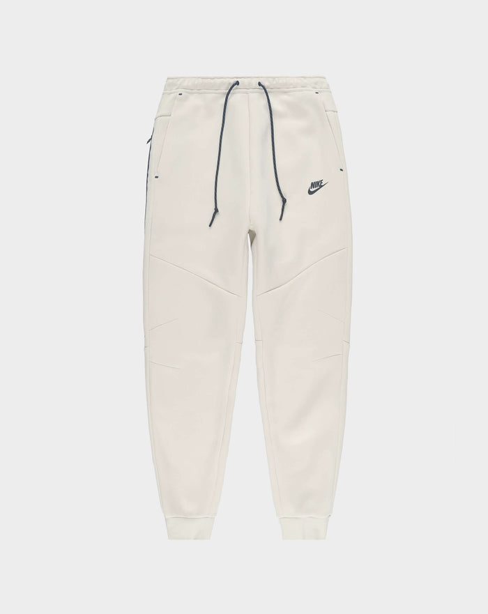 Nike Tech Fleece Jogger. Underground Apparel. Rule of Next Streetwear.
