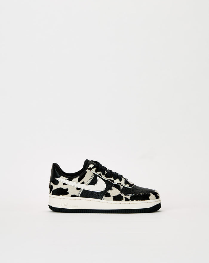 Nike Women's Air Force 1 '07. Underground Footwear. Rule of Next Streetwear.