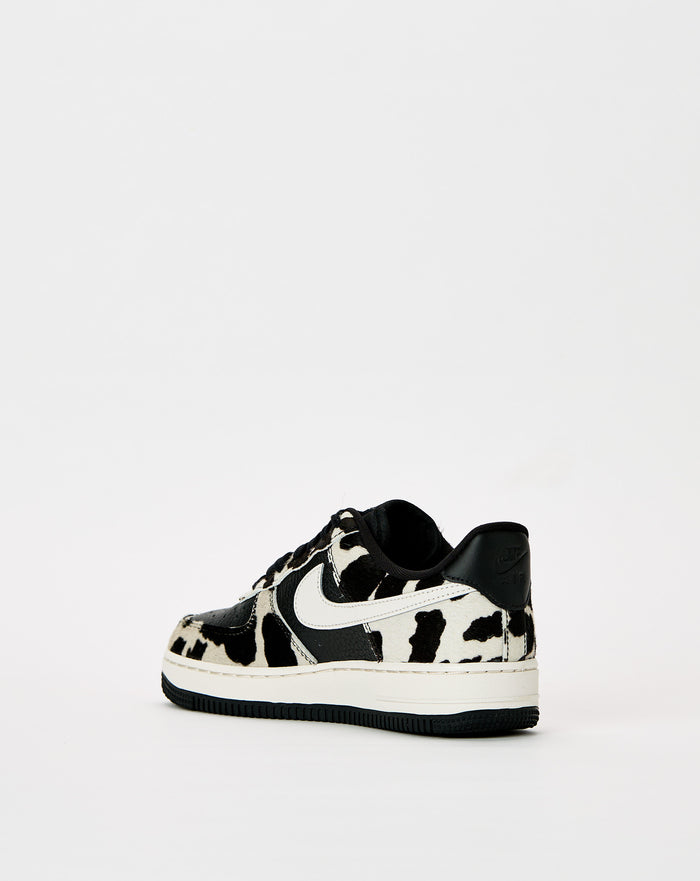 Nike Women's Air Force 1 '07. Underground Footwear. Rule of Next Streetwear.