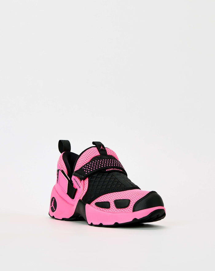 Air Jordan Women's Air Jordan Trunner LX. Underground Footwear. Rule of Next Streetwear.