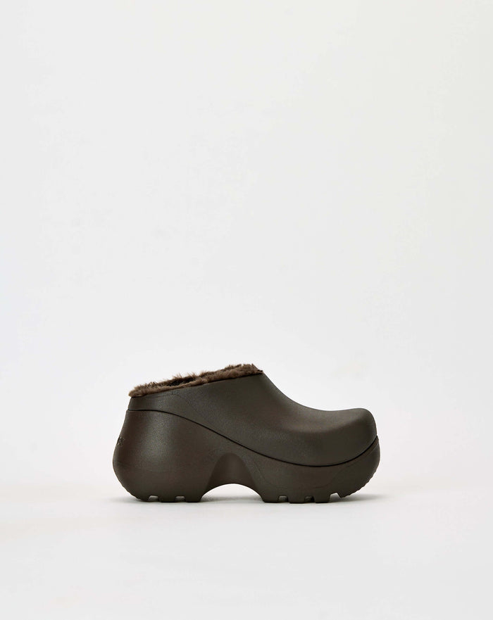 Crocs Women's Hydra Clog Lined. Underground Footwear. Rule of Next Streetwear.