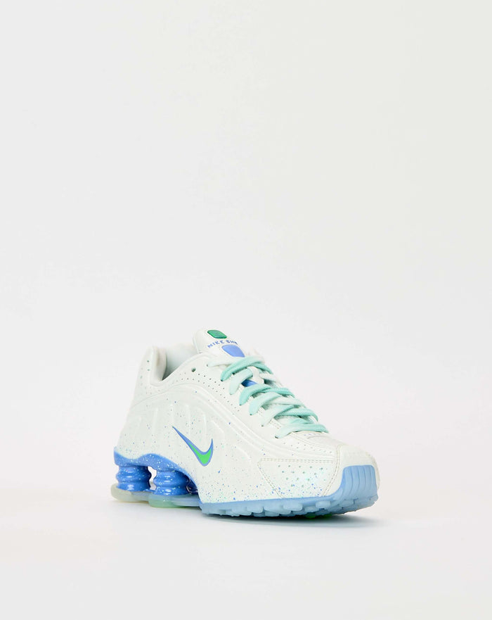 Nike Women's Shox R4 AB. Underground Footwear. Rule of Next Streetwear.