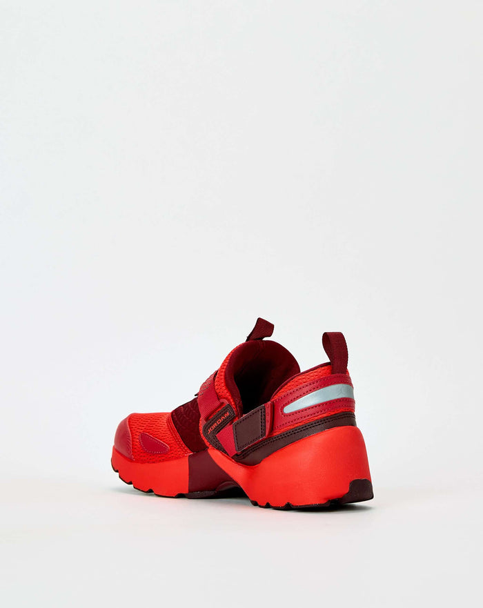 Air Jordan Women's Trunner LX. Underground Footwear. Rule of Next Streetwear.